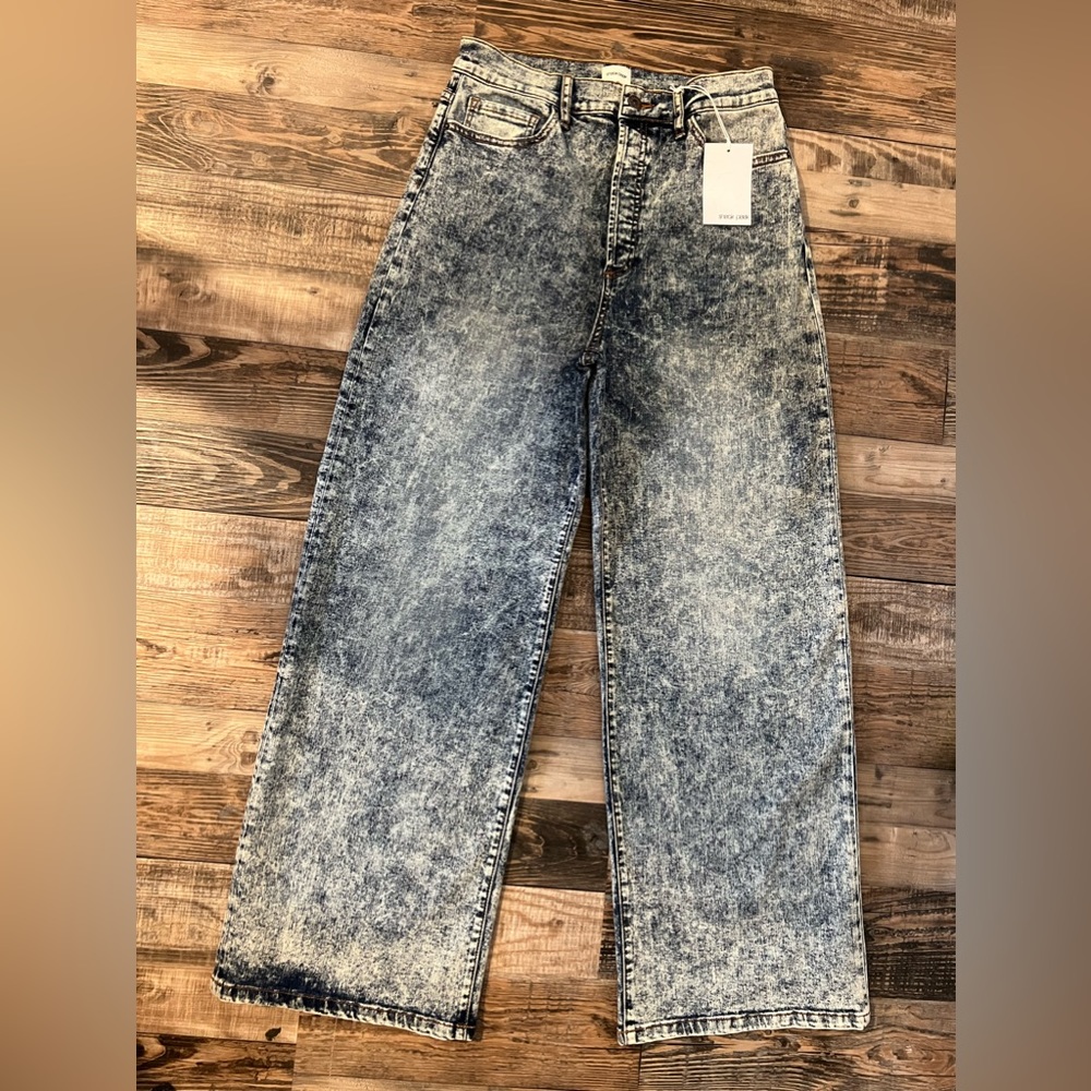 Sneak Peek Size 30 (11) Wide Leg Jeans🖤
